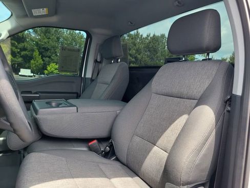 Used 2025 Ford F150 XL RWD image 11