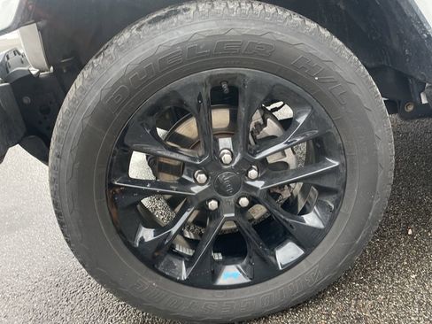 Used 2022 Jeep Wrangler Unlimited Sahara w/ Cold Weather Group image 9