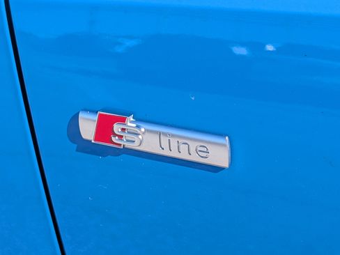 Used 2023 Audi Q3 2.0T Premium image 9