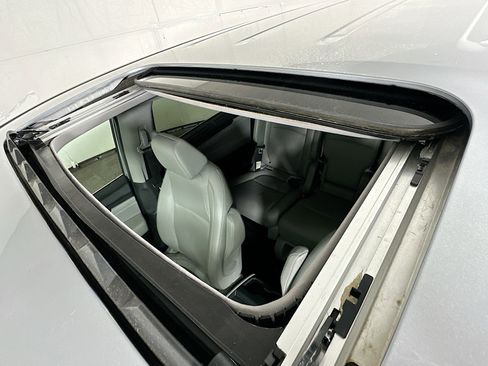 Certified 2024 Honda Odyssey EX-L image 19