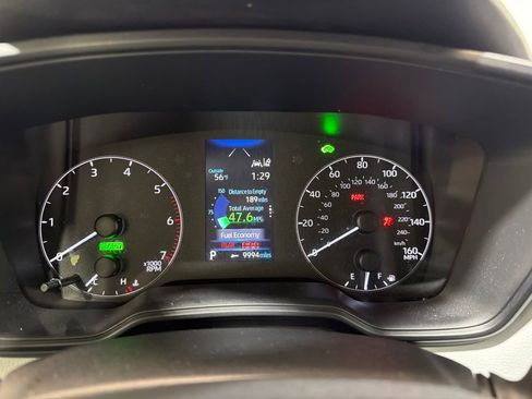 Used 2023 Toyota Corolla SE w/ SE Package FWD image 28