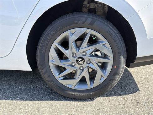 New 2026 Hyundai Elantra Blue image 19