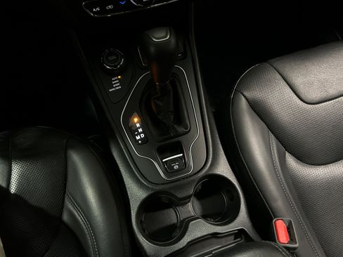 Used 2019 Jeep Cherokee High Altitude image 14