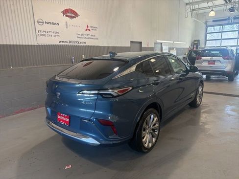 Used 2024 Buick Envista Avenir image 3