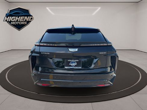 Used 2024 Cadillac Lyriq Sport image 5
