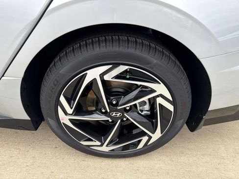 New 2026 Hyundai Sonata SEL FWD image 7