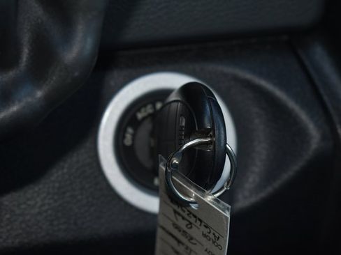 Used 2017 RAM 2500 Tradesman w/ Chrome Appearance Group image 21