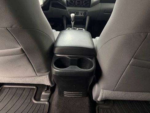 Used 2014 Toyota Tacoma 4x4 Double Cab w/ TRD Sport Package image 25