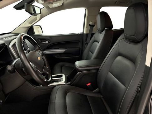 Used 2022 Chevrolet Colorado LT w/ Redline Special Edition image 12