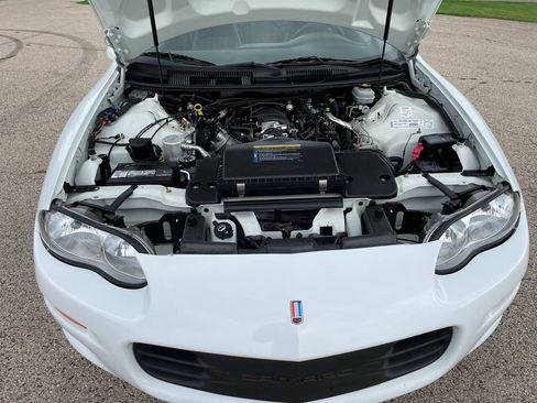 Used 2002 Chevrolet Camaro Z28 w/ SS Performance/Appearance Pkg RWD image 68