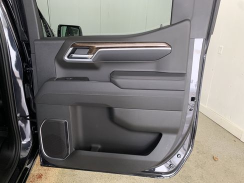 New 2026 GMC Sierra 1500 Elevation image 40