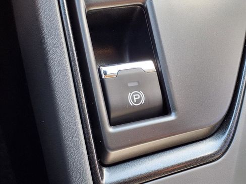 New 2026 Subaru Crosstrek 2.0i Premium image 12