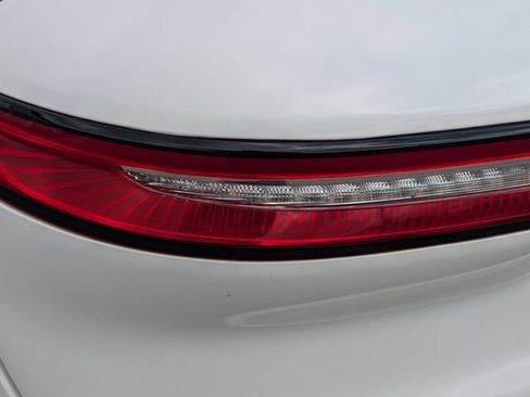 Used 2021 Lincoln Corsair Reserve w/ Equipment Group 201A FWD image 17