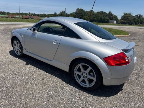 Used 2004 Audi TT 1.8T AWD/4WD image 7