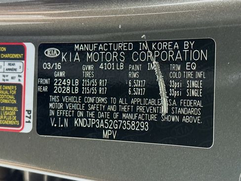 Used 2016 Kia Soul + image 38