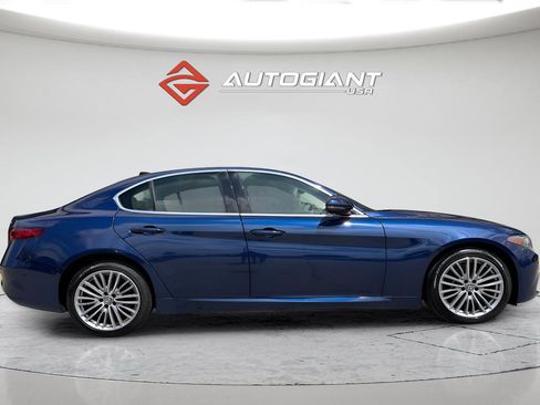 Used 2019 Alfa Romeo Giulia Ti w/ Quick Order Package 22X Lusso AWD/4WD image 12