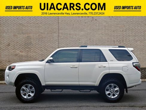 Used 2022 Toyota 4Runner SR5 RWD image 6