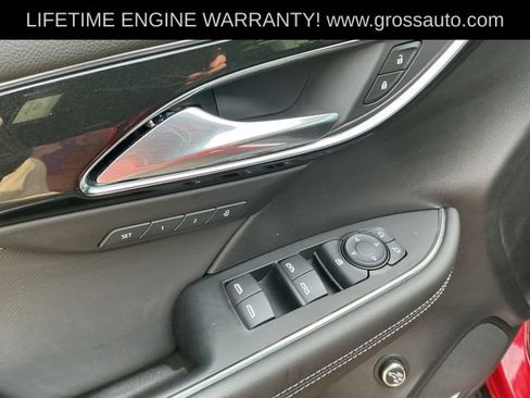 Used 2025 Buick Envision Preferred AWD/4WD image 9