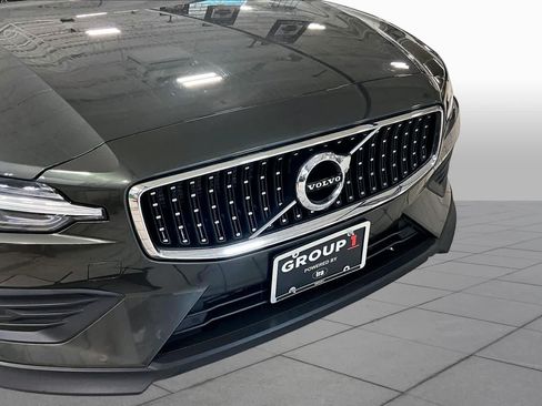 Used 2020 Volvo V60 T5 Cross Country AWD/4WD image 30