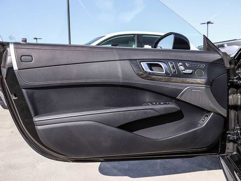 Used 2018 Mercedes-Benz SL 450 image 33