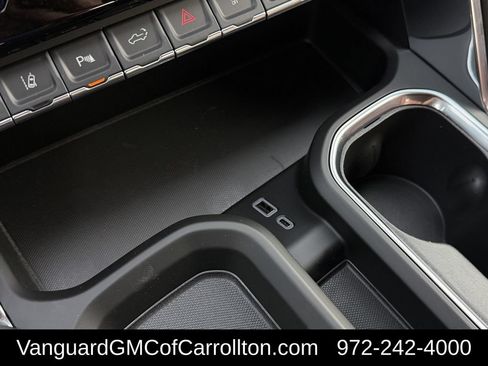 New 2026 GMC Sierra 2500 Denali Ultimate AWD/4WD image 17
