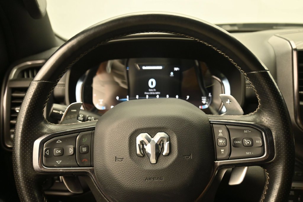 Used 2023 RAM 1500 Laramie AWD/4WD image 12