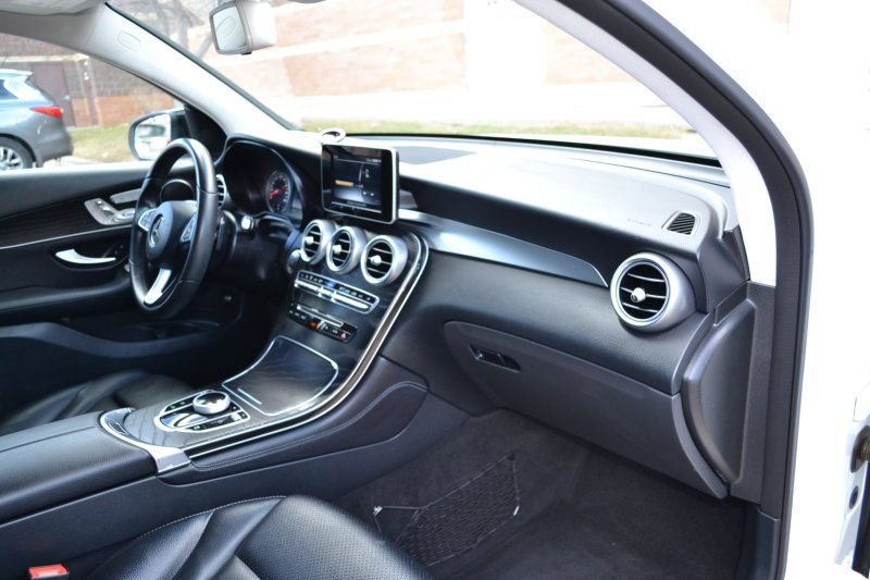 Used 2017 Mercedes-Benz GLC 300 4MATIC Coupe image 25