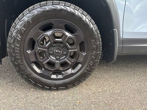 Used 2025 Honda Ridgeline RTL+ image 3