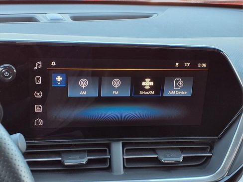 Used 2024 Chevrolet Trax RS w/ Sunroof Package image 28