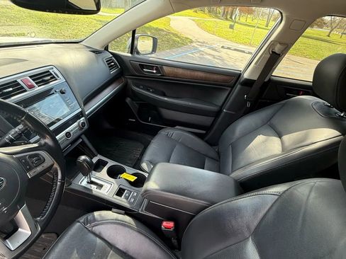 Used 2016 Subaru Outback 3.6R Limited image 25