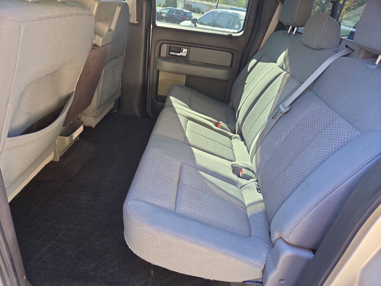 Used 2013 Ford F150 XLT w/ XLT Chrome Pkg AWD/4WD image 17