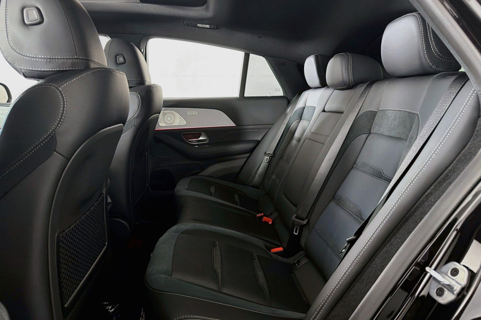 New 2026 Mercedes-Benz GLE 53 AMG 4MATIC Coupe image 7