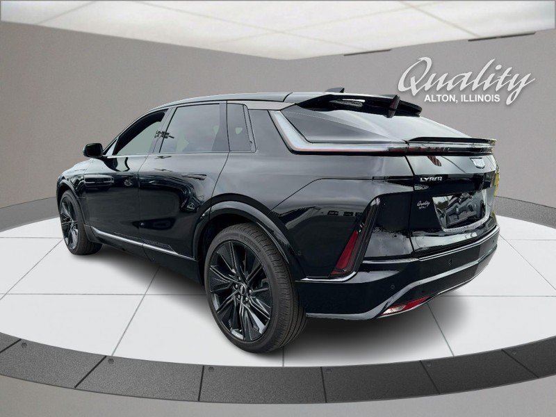 Used 2024 Cadillac Lyriq Sport AWD/4WD image 5