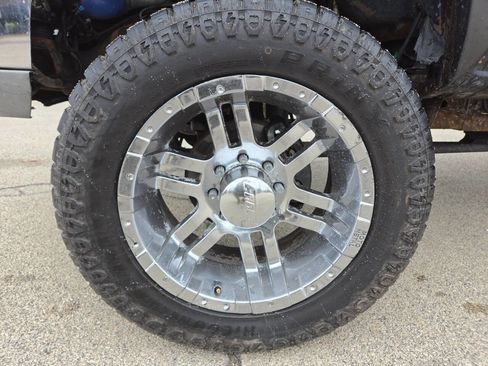 Used 2003 Chevrolet Silverado 2500 LT w/ Skid Plate Package image 12