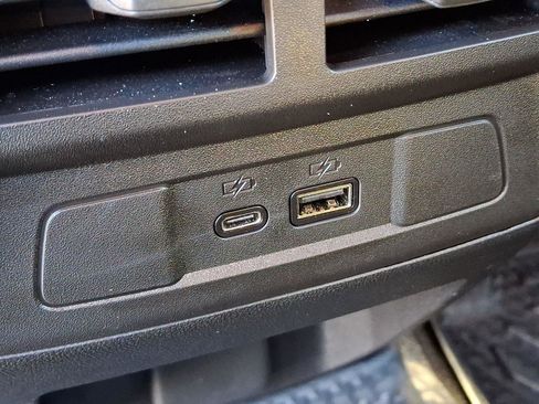 Used 2025 Chevrolet Colorado ZR2 image 12