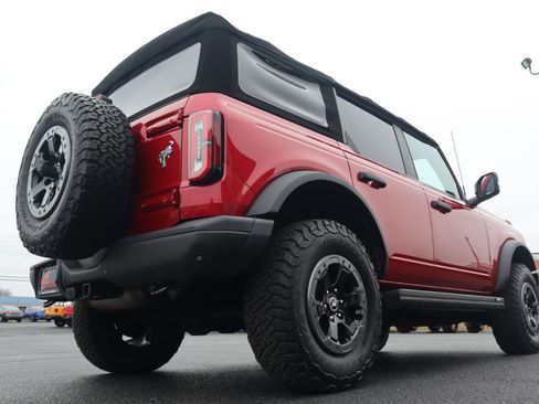 Used 2021 Ford Bronco Badlands image 18