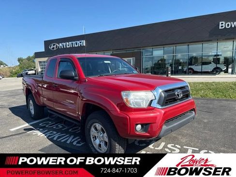 Used 2014 Toyota Tacoma 4x4 Access Cab V6 w/ TRD Off-Road Package image 11