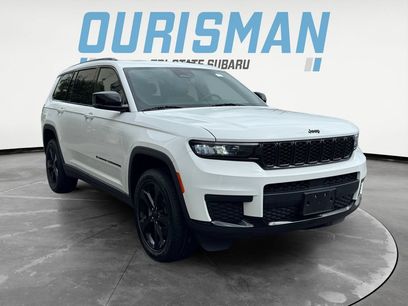 Used 2023 Jeep Grand Cherokee L Laredo