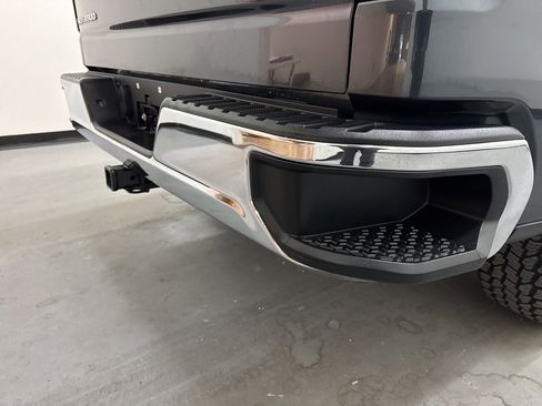 Used 2020 Chevrolet Silverado 1500 LT w/ Texas Edition image 10