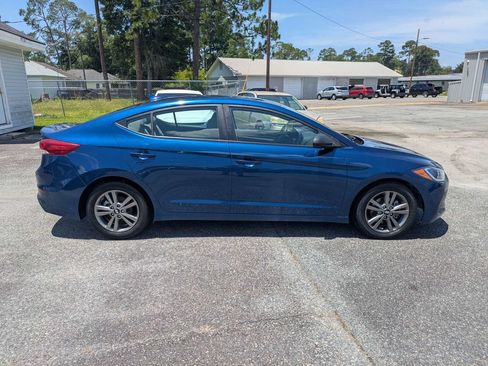Used 2018 Hyundai Elantra SEL FWD image 3