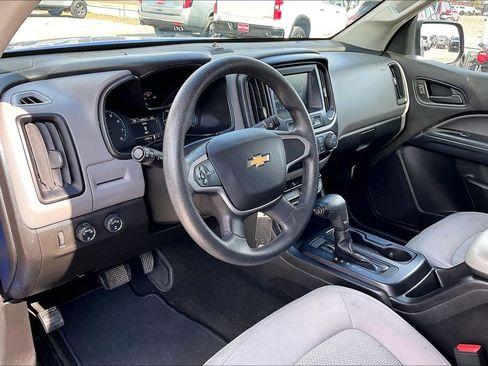 Used 2018 Chevrolet Colorado W/T w/ WT Convenience Package image 12