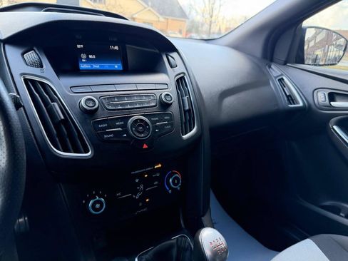 Used 2018 Ford Focus ST image 16