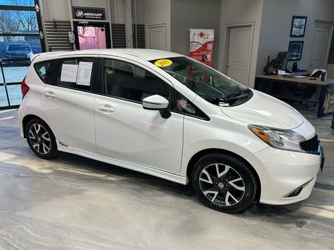 Used 2015 Nissan Versa Note SR w/ SR Convenience Package image 23