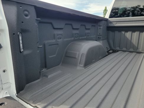 Certified 2025 Chevrolet Silverado 1500 RST w/ Protection Package RWD image 9