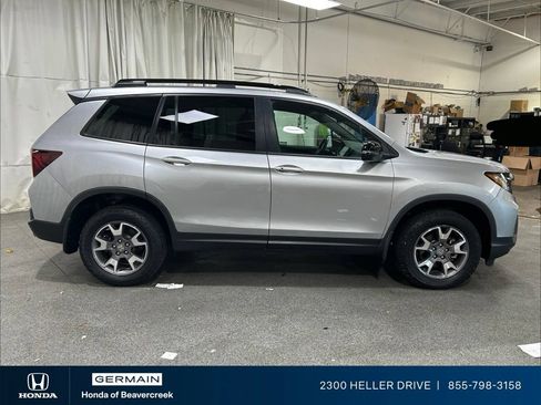 Used 2022 Honda Passport TrailSport image 9