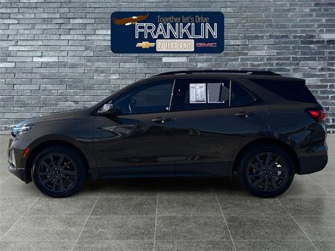Used 2023 Chevrolet Equinox RS image 2