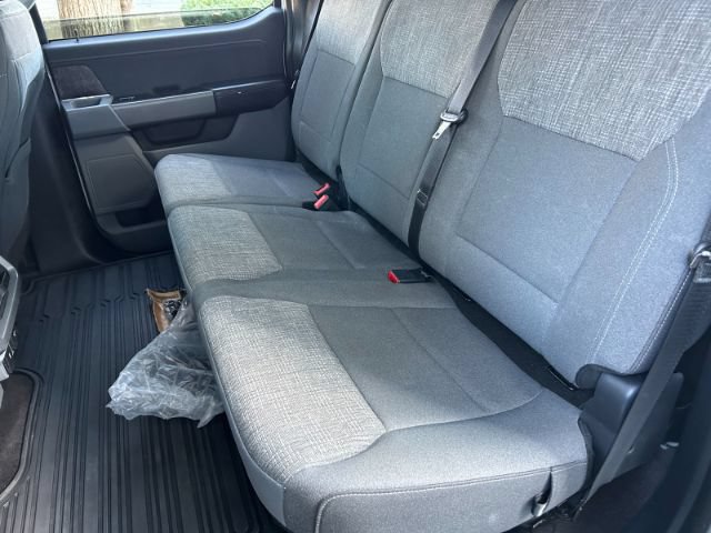Used 2022 Ford F150 Lightning XLT AWD/4WD image 24