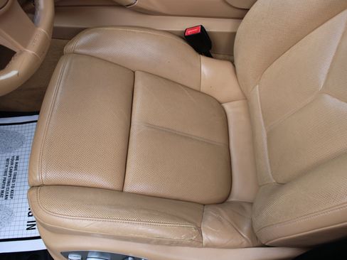 Used 2011 Porsche Cayenne S image 23