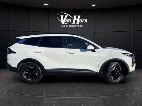 New 2026 Kia Sportage EX image 2