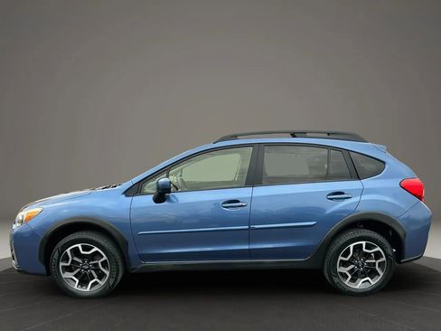 Used 2017 Subaru Crosstrek 2.0i Premium image 6